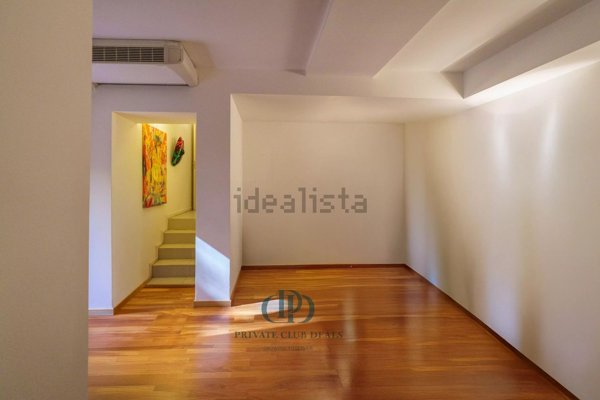 ufficio in vendita a Milano in zona Ghisolfa