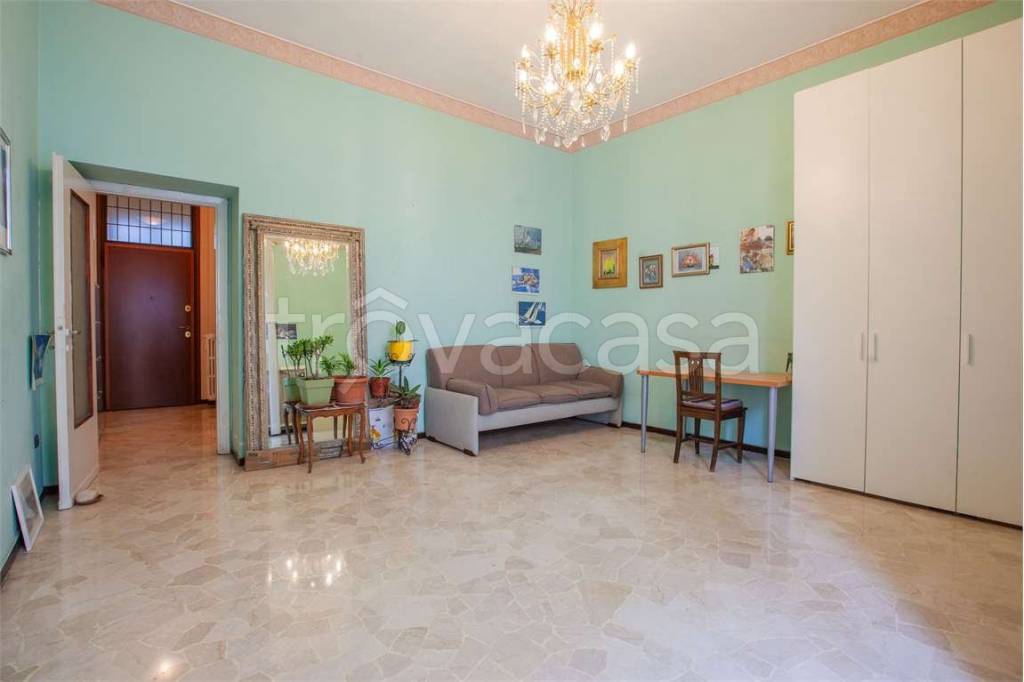 appartamento in vendita a Milano in zona Porta Venezia