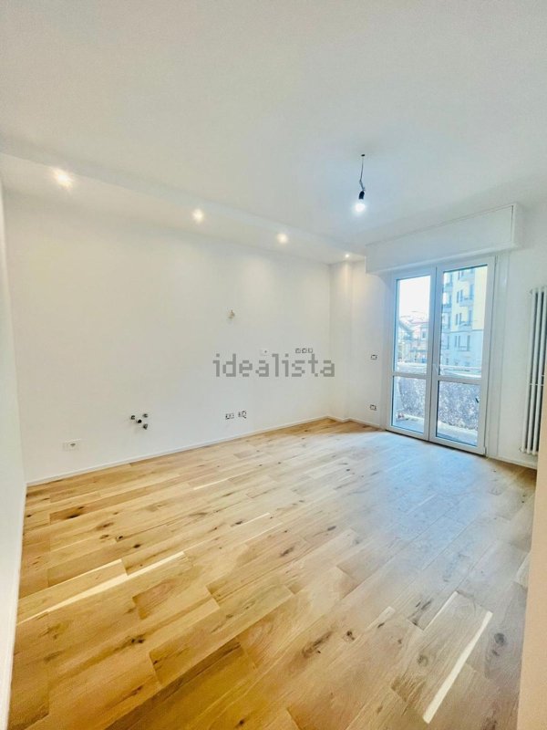 appartamento in vendita a Milano in zona Bande Nere