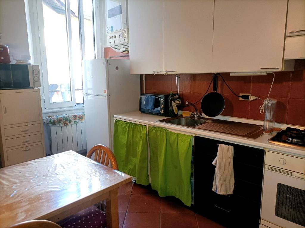 appartamento in vendita a Milano in zona Bocconi