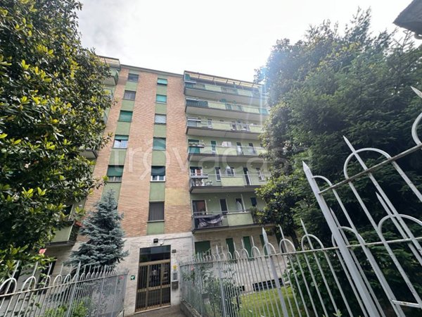 appartamento in vendita a Milano in zona Ponte Seveso