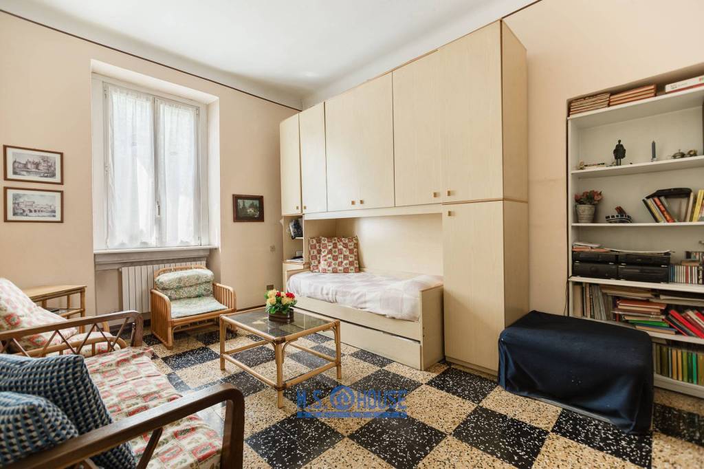 appartamento in vendita a Milano in zona Dergano