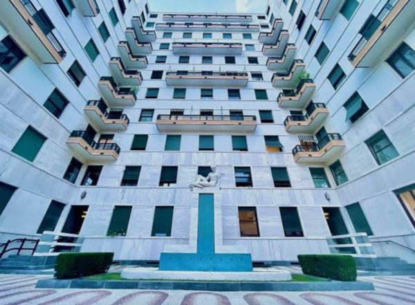 appartamento in vendita a Milano in zona Centro Direzionale