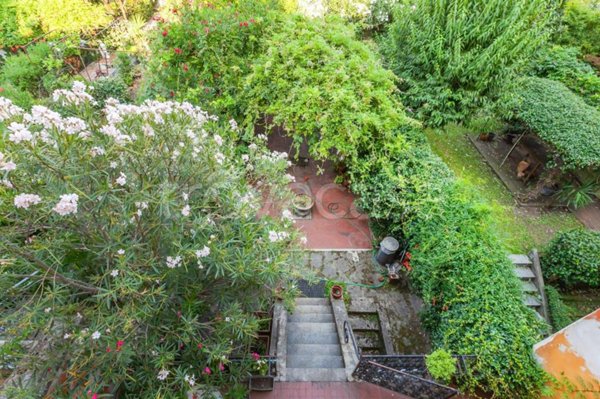 casa indipendente in vendita a Milano in zona Porta Venezia