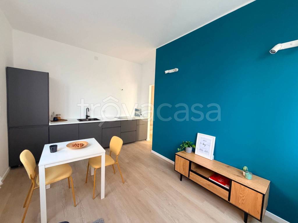 appartamento in vendita a Milano in zona Affori