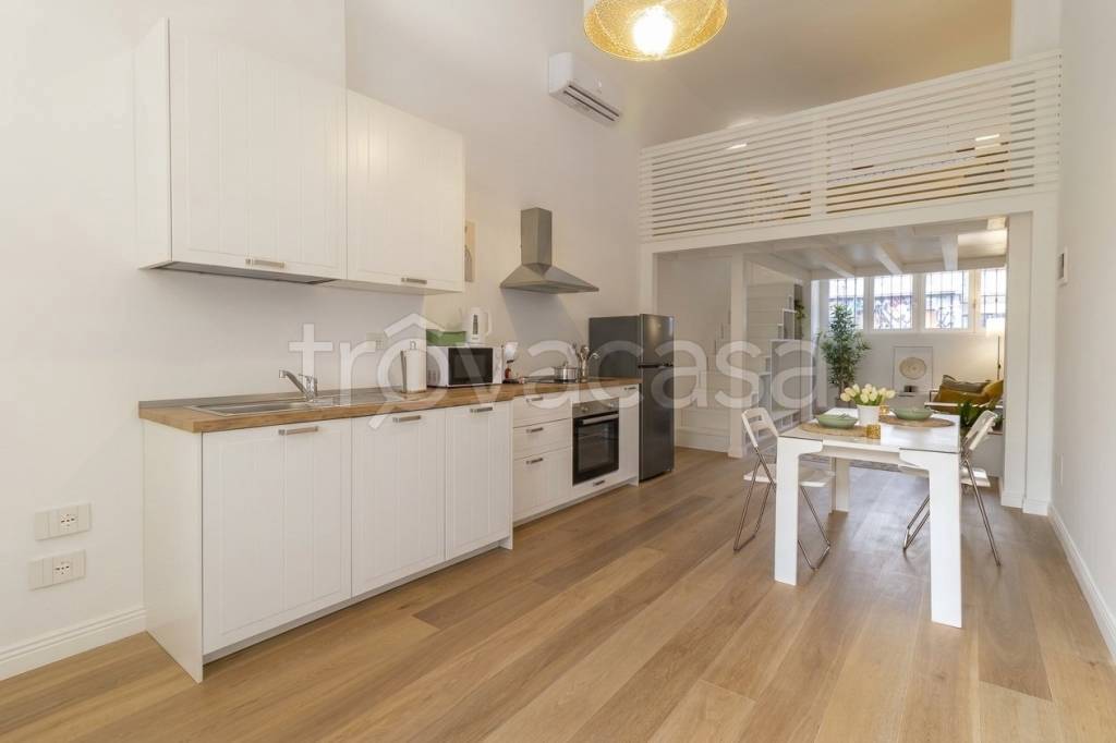 appartamento in vendita a Milano in zona Barona