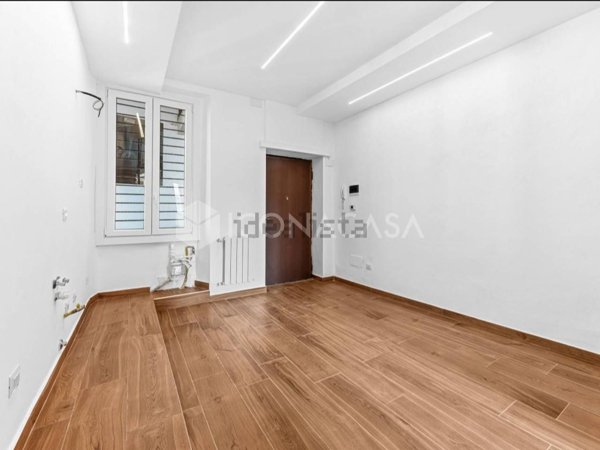 appartamento in vendita a Milano in zona Loreto