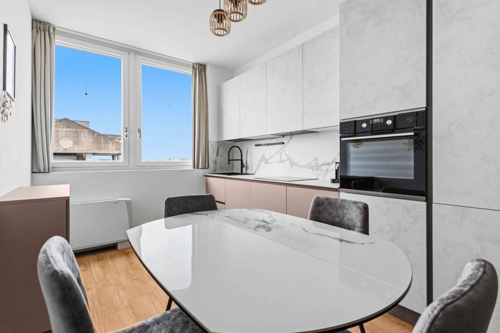appartamento in vendita a Milano in zona Vigentino