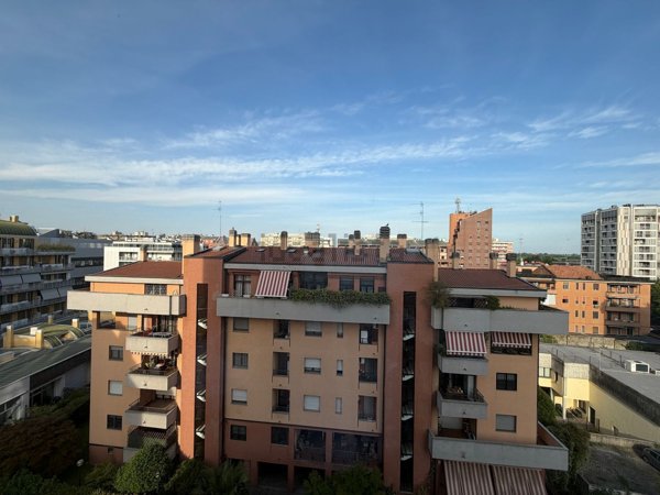 appartamento in vendita a Milano in zona Vigentino