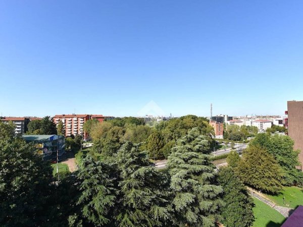 appartamento in vendita a Milano in zona Forlanini
