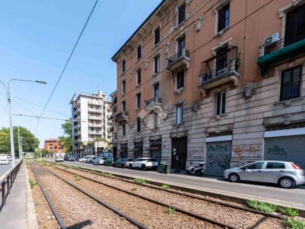appartamento in vendita a Milano in zona Ronchetto sul Naviglio