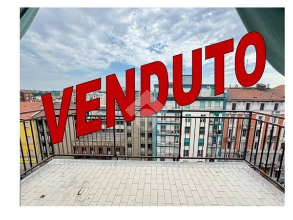 appartamento in vendita a Milano in zona Corsica
