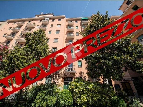 appartamento in vendita a Milano in zona Porta Genova