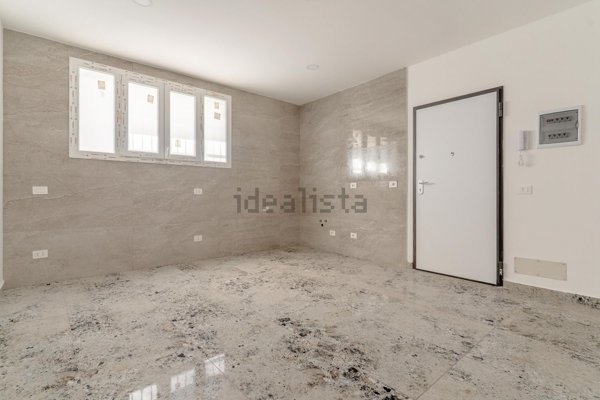 appartamento in vendita a Milano in zona Comasina