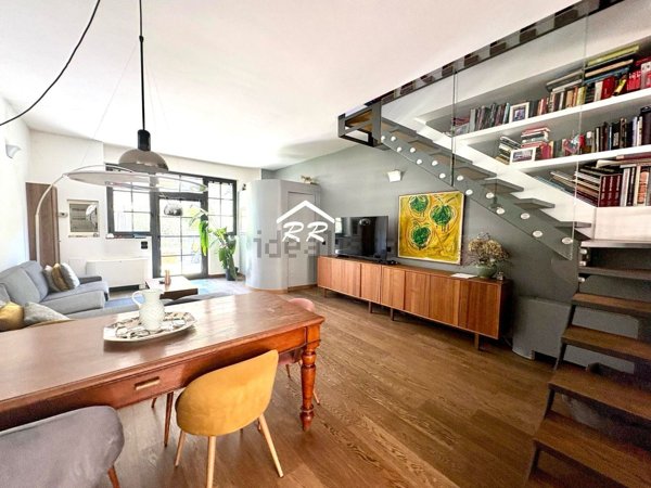 appartamento in vendita a Milano in zona Vigentino