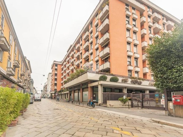 appartamento in vendita a Milano in zona Porta Garibaldi