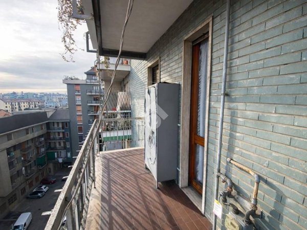 appartamento in vendita a Milano in zona Loreto