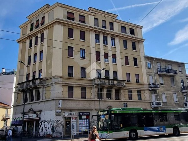 appartamento in vendita a Milano in zona Rembrandt