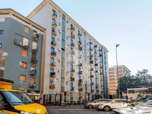 appartamento in vendita a Milano in zona Bande Nere