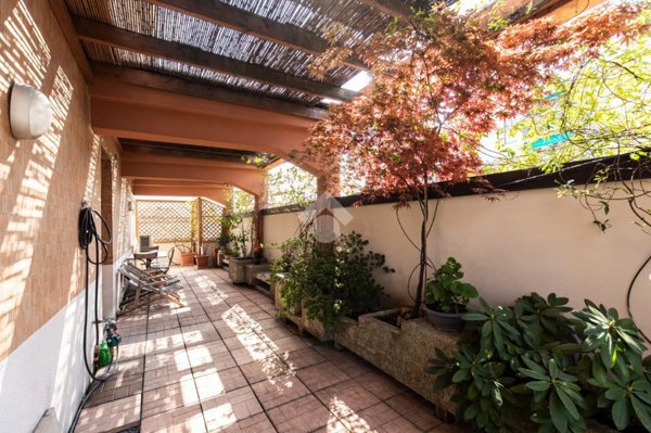 appartamento in vendita a Milano in zona Loreto