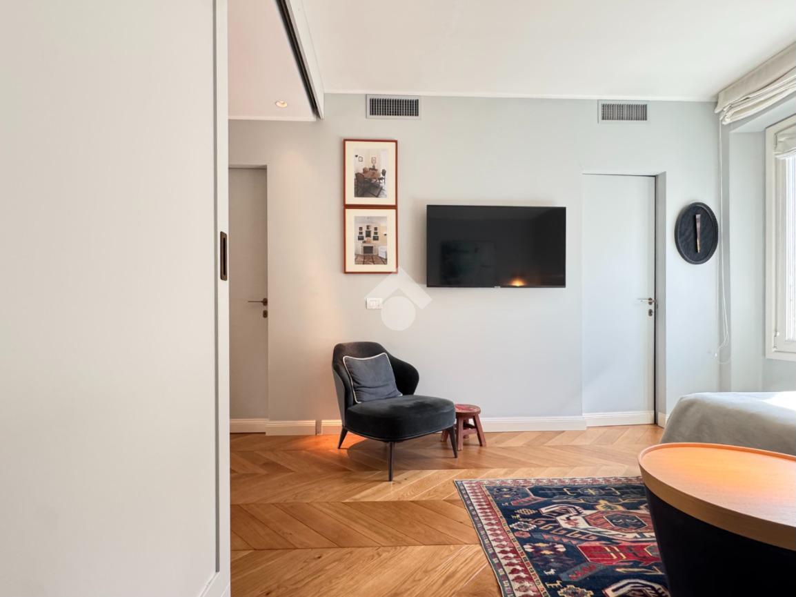 appartamento in vendita a Milano in zona Isola