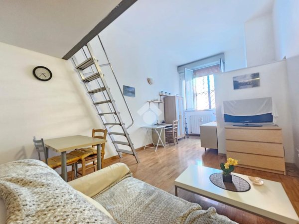 appartamento in vendita a Milano in zona Gorla