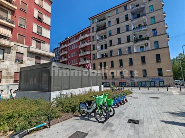 appartamento in vendita a Milano in zona Solari