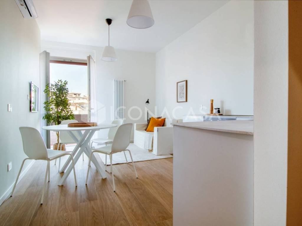 appartamento in vendita a Milano in zona Città Studi