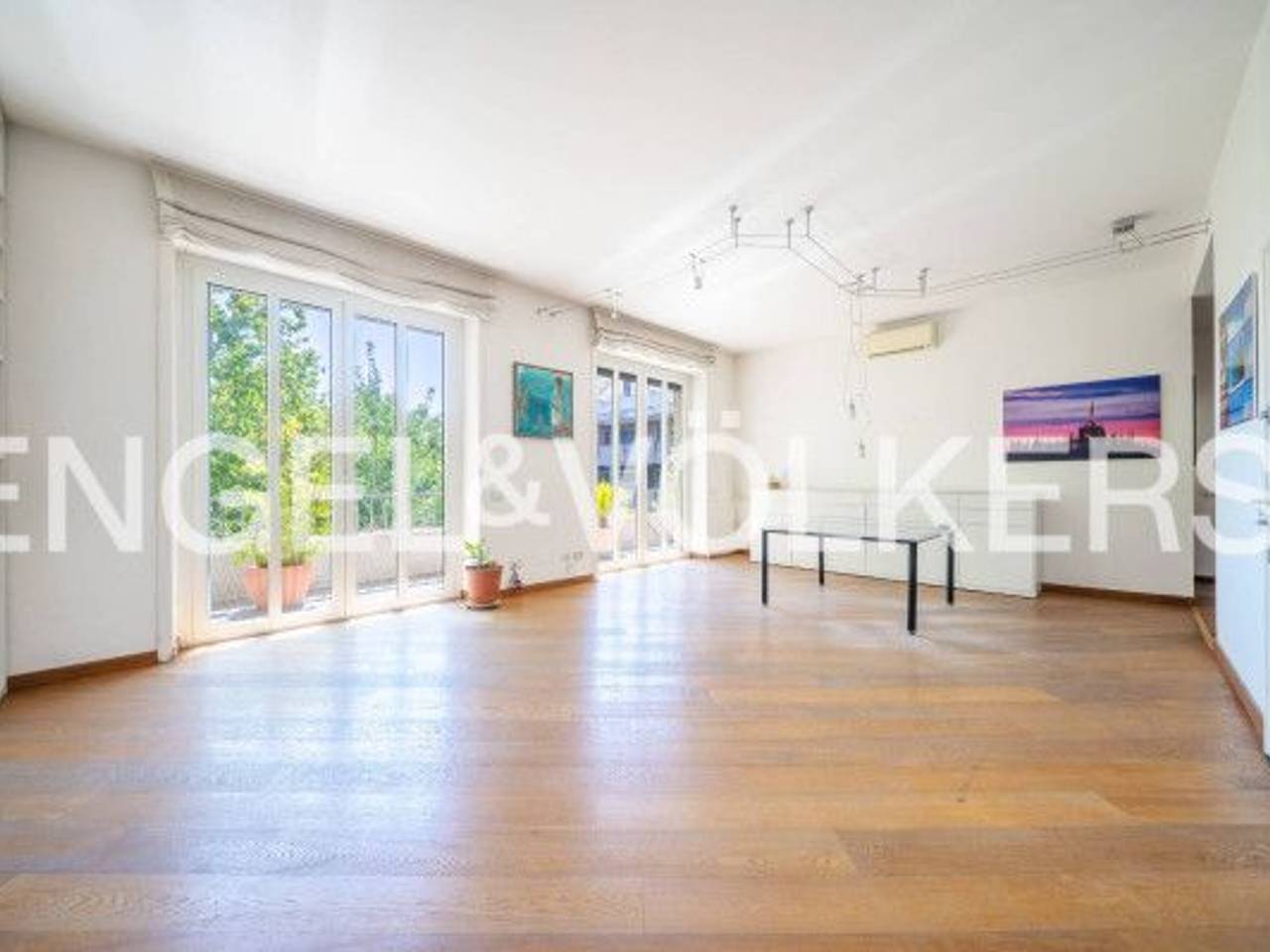 appartamento in vendita a Milano in zona Guastalla