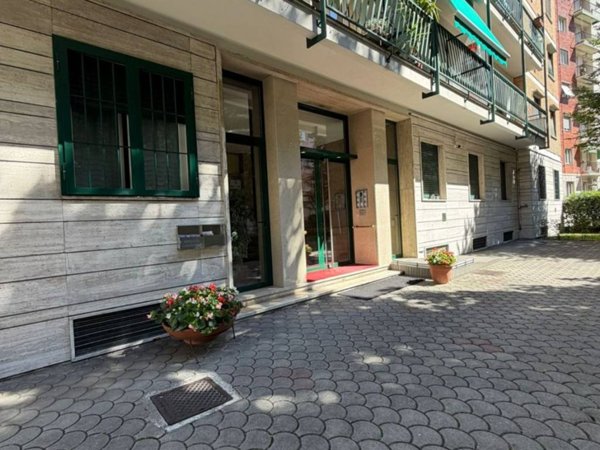 appartamento in vendita a Milano in zona Maggiolina