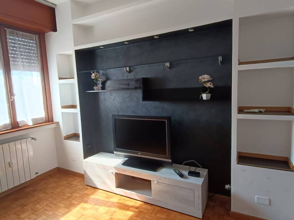 appartamento in vendita a Milano in zona Corvetto