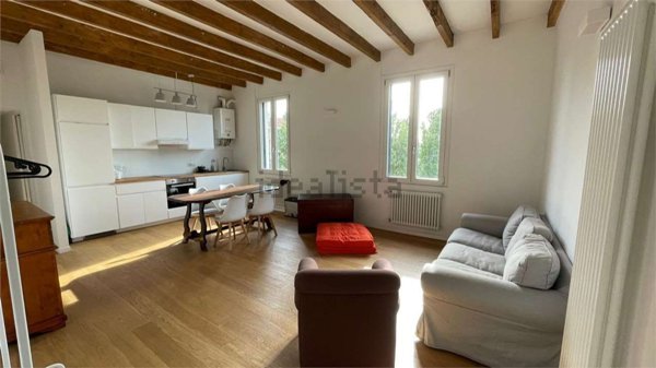 appartamento in vendita a Milano in zona Maciachini