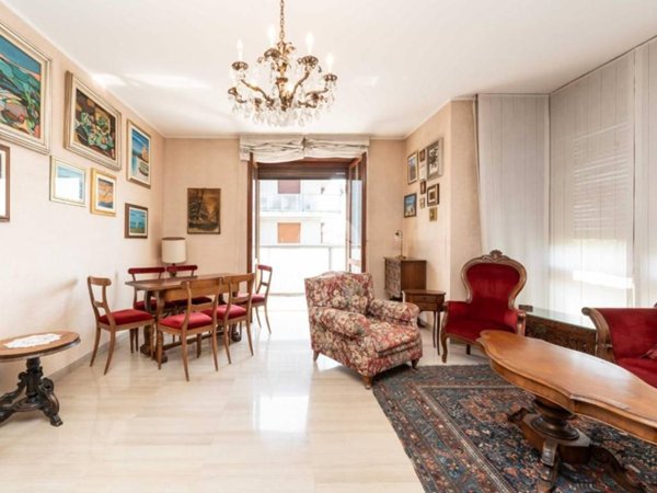 appartamento in vendita a Milano in zona Piazzale Lodi