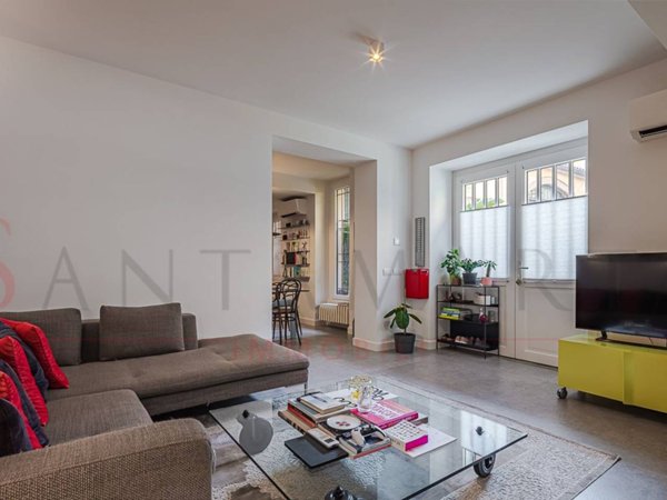 appartamento in vendita a Milano in zona Porta Genova