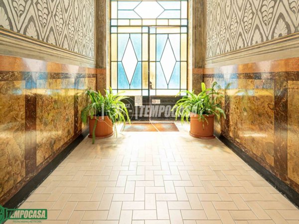 appartamento in vendita a Milano in zona Gorla