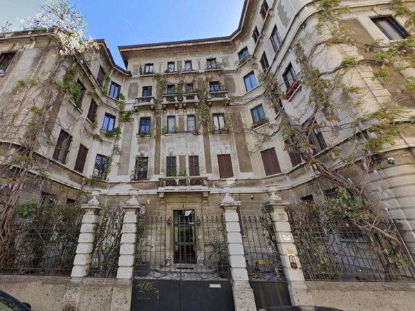 appartamento in vendita a Milano in zona Loreto