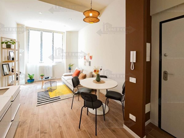 appartamento in vendita a Milano in zona Città Studi