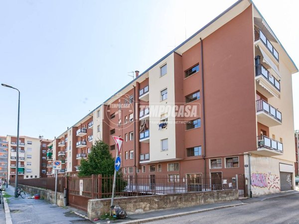 appartamento in vendita a Milano in zona Quarto Oggiaro