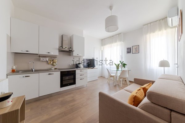 appartamento in vendita a Milano in zona Vigentino