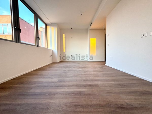 appartamento in vendita a Milano in zona Vigentino