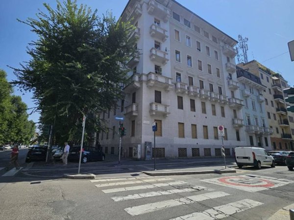 appartamento in vendita a Milano in zona Solari