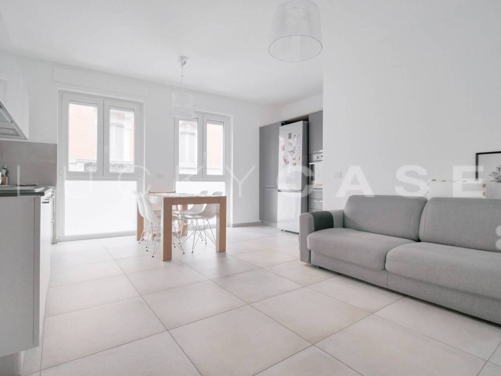 appartamento in vendita a Milano in zona Dergano