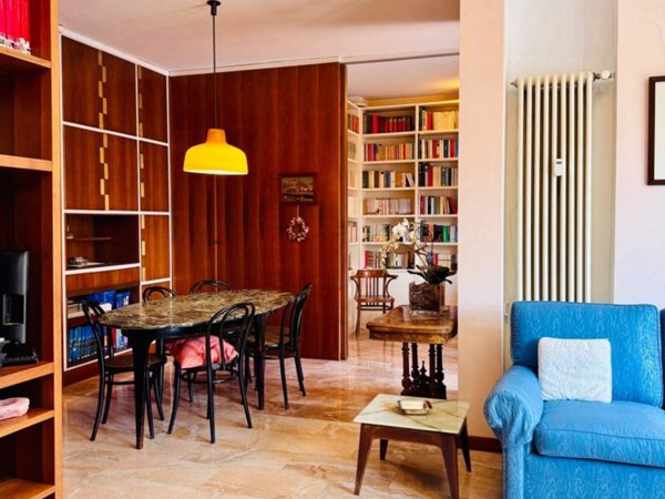 appartamento in vendita a Milano in zona Piazzale Lodi