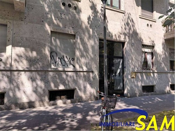 appartamento in vendita a Milano in zona Calvairate