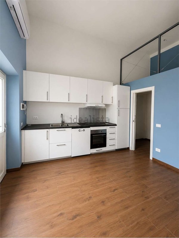 appartamento in vendita a Milano in zona Piazzale Lodi