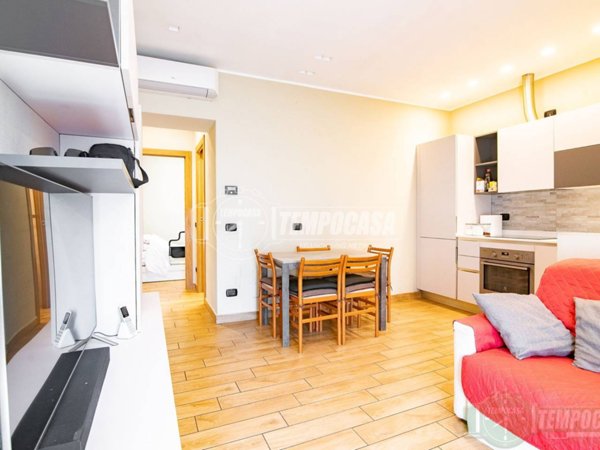 appartamento in vendita a Milano in zona Loreto