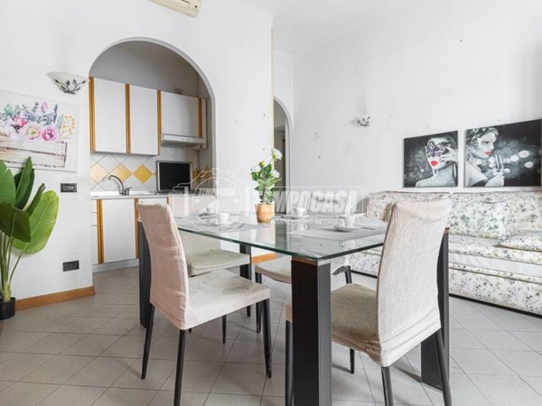 appartamento in vendita a Milano in zona Corvetto