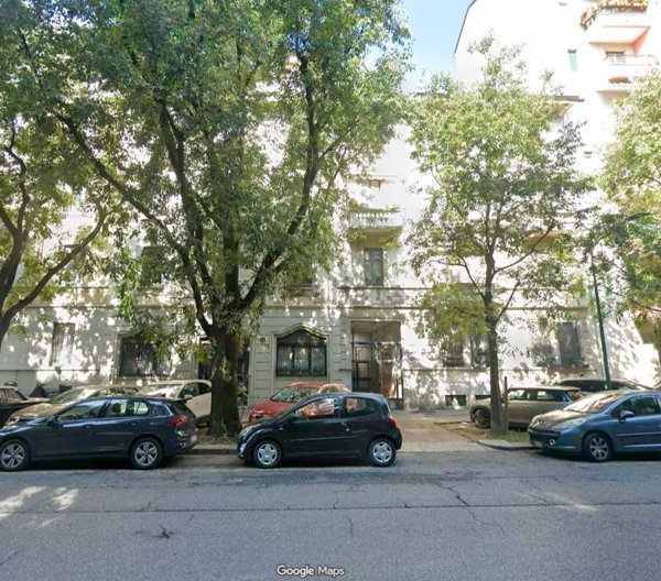 appartamento in vendita a Milano in zona Ghisolfa