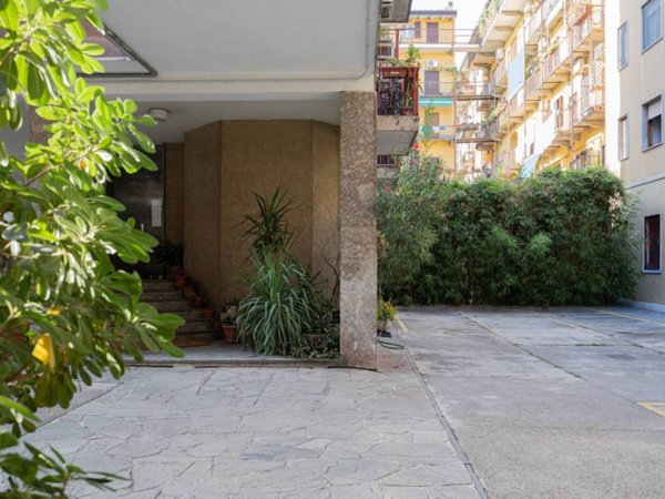 appartamento in vendita a Milano in zona Isola