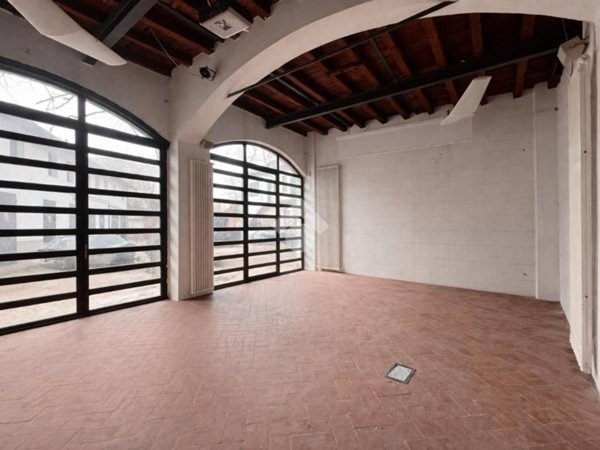 appartamento in vendita a Milano in zona Ronchetto sul Naviglio